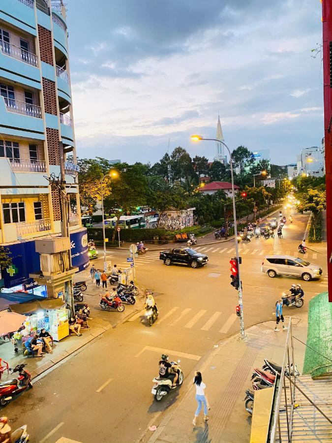 Home Away Do Quang Dau- Homestay, City Center, D1 Ho-Chi-Minh-Stadt Exterior foto